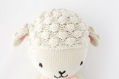 Cuddle + Kind Lucy The Lamb (Pastel)