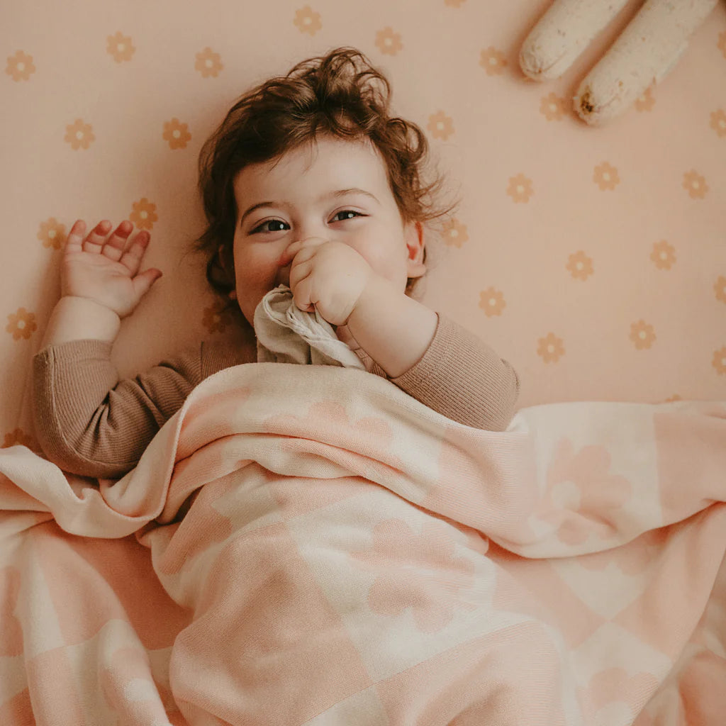 Organic Fitted Cot Sheet Daisy Chain