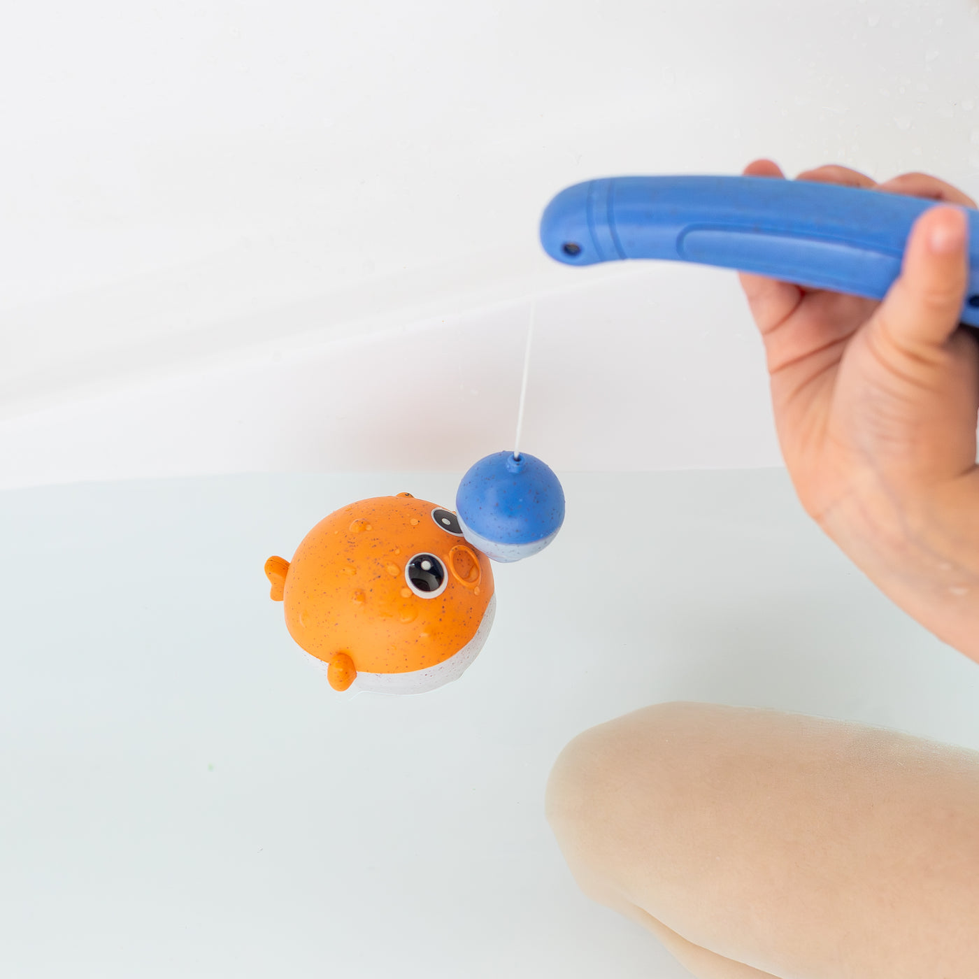 Catch & Splash Fishing Game